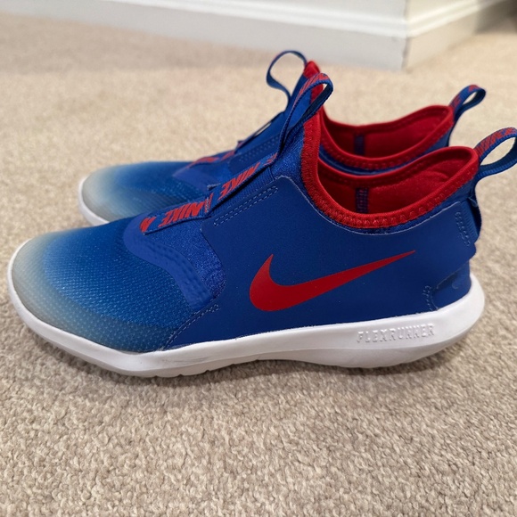 Kids Nike Flex Runner Sneakers in Size 2.5Y - Picture 3 of 7
